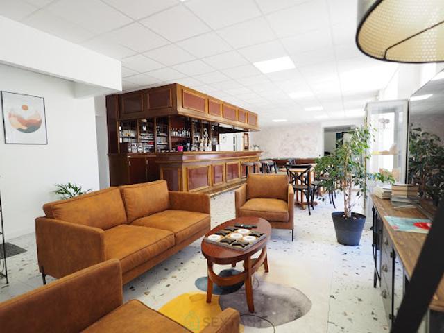 Vente Maison 14 pièces 460 m2 Guern