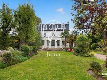 Vente Maison 14 pièces 470 m2 Le Vésinet