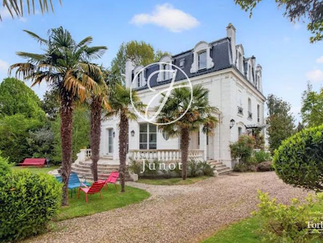 Vente Maison 14 pièces 470 m2 Le Vésinet