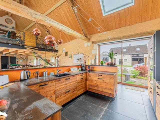 Vente Maison 14 pièces 494 m2 Esves le Moutier