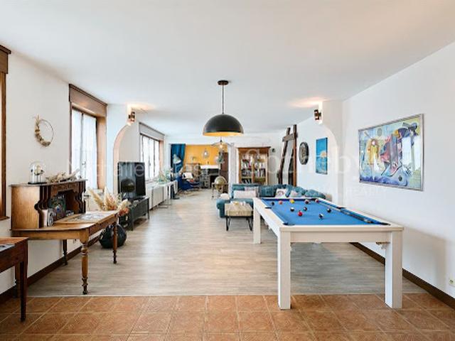 Vente Maison 14 pièces 400 m2 Baisieux