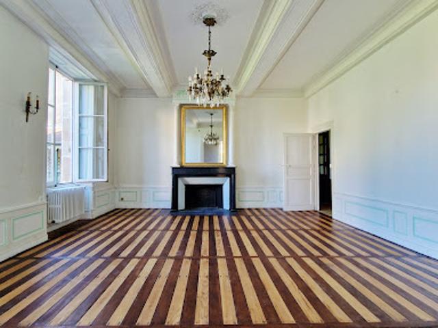 Vente Maison 14 pièces 402 m2 Bourbonne les Bains