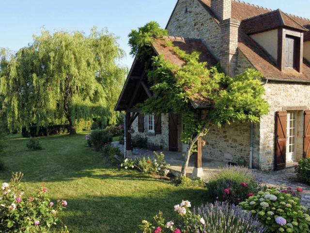 VENTE MAISON 150 M2 SAINT SAUVEUR SUR ECOLE
