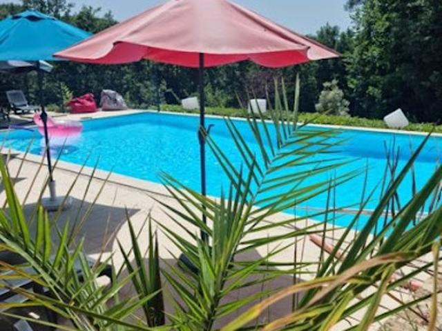 Vente Maison 15 pièces 280 m2 Simeyrols