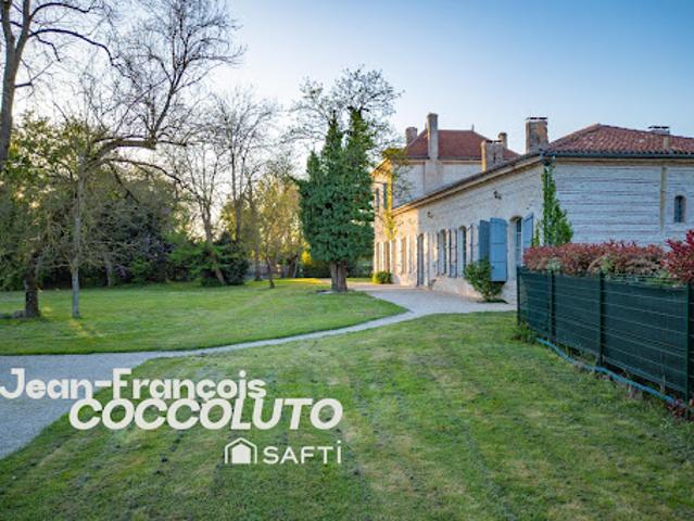 Vente Maison 15 pièces 290 m2 Le passage