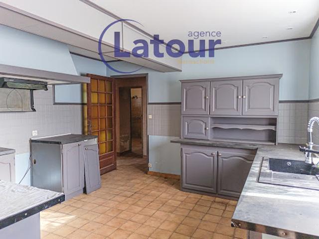 Vente Maison 15 pièces 203 m2 Nonancourt
