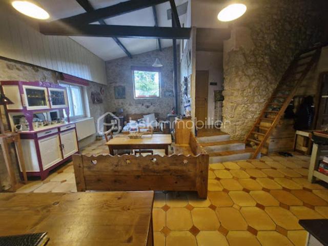 Vente Maison 15 pièces 350 m2 Port Sainte Foy et Ponchapt