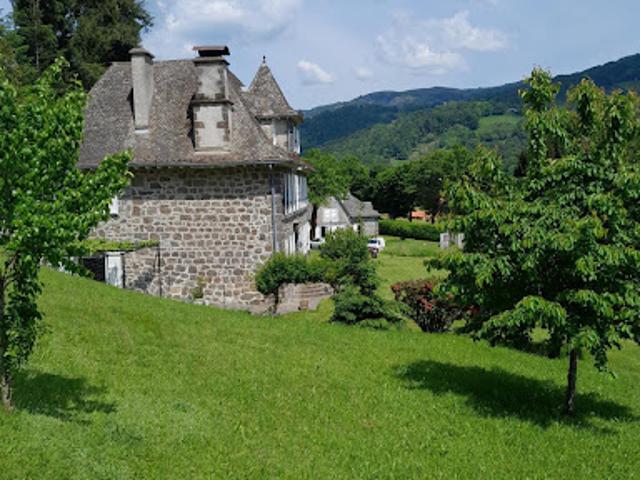 Vente Maison 15 pièces 453 m2 Aurillac