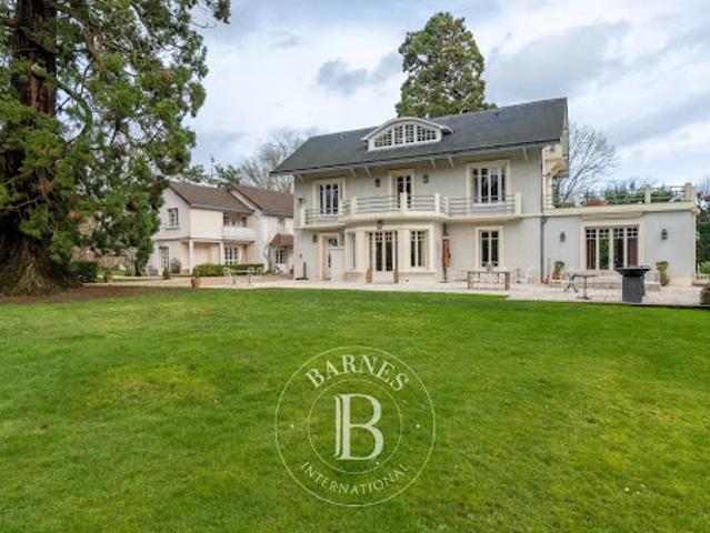 Vente Maison 15 pièces 450 m2 Versailles
