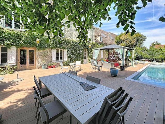 Vente Maison 15 pièces 450 m2 Fontaine Chaalis