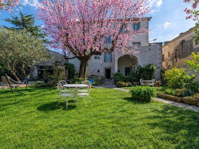 Vente Maison 15 pièces 465 m2 Sommieres