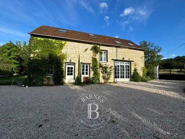 Vente Maison 15 pièces 550 m2 Sancerre