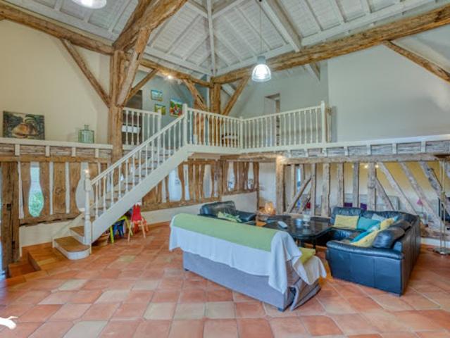 Vente Maison 15 pièces 568 m2 Bourgougnague