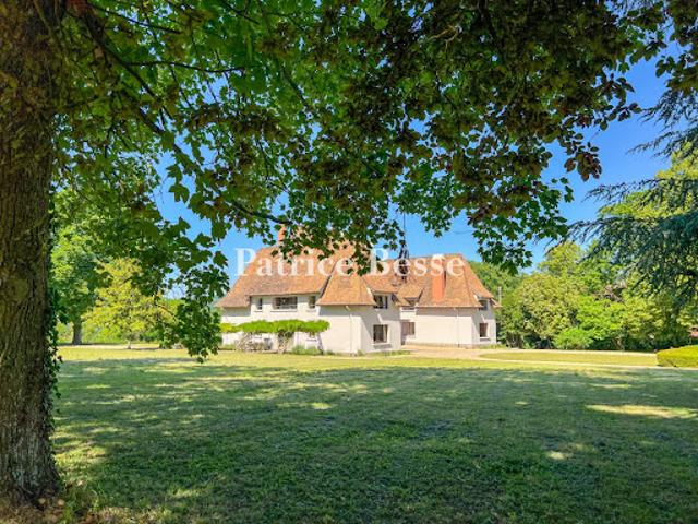 Vente Maison 15 pièces 512 m2 Herqueville
