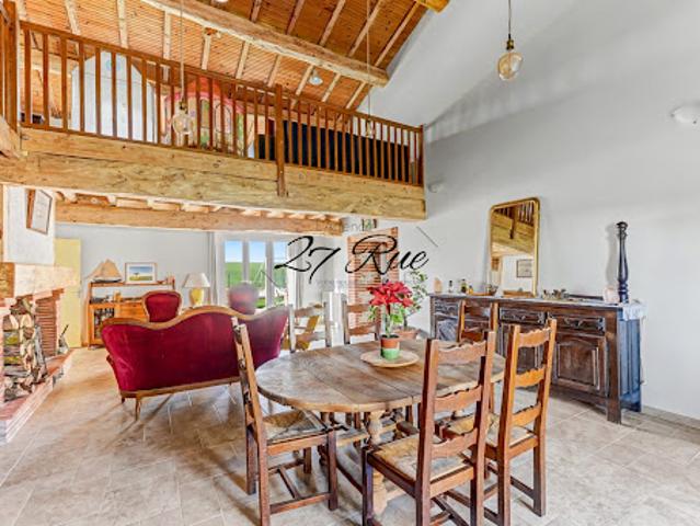 Vente Maison 15 pièces 520 m2 Cintegabelle