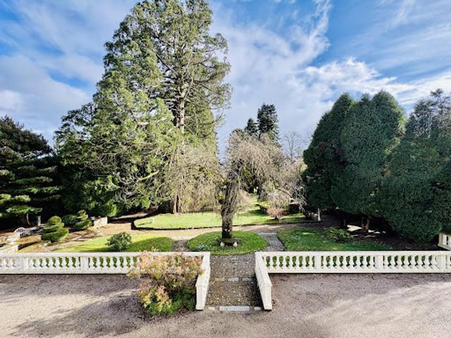 Vente Maison 15 pièces 677.4 m2 Ussel