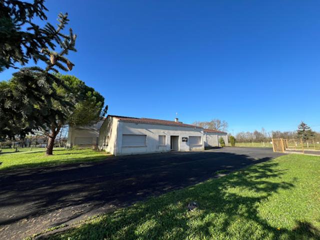 Vente Maison 15 pièces 689 m2 Migron