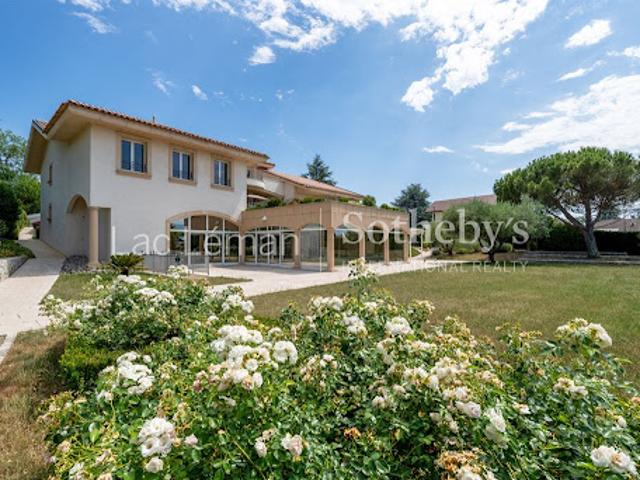 Vente Maison 15 pièces 750 m2 Messery