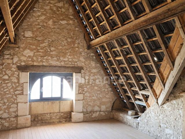 Vente maison 16 pièces Reignac 16