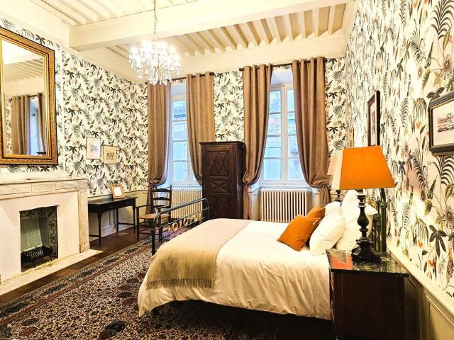 Vente maison 16 pièces Saint Antonin Noble Val 82