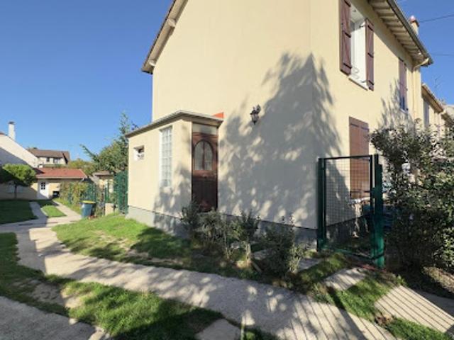 Vente Maison 16 pièces 221 m2 Neuilly Plaisance