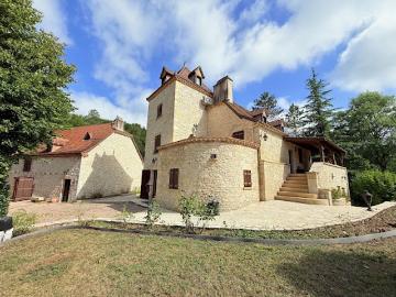 Vente Maison 16 pièces 405.76 m2 Saint Denis Catus