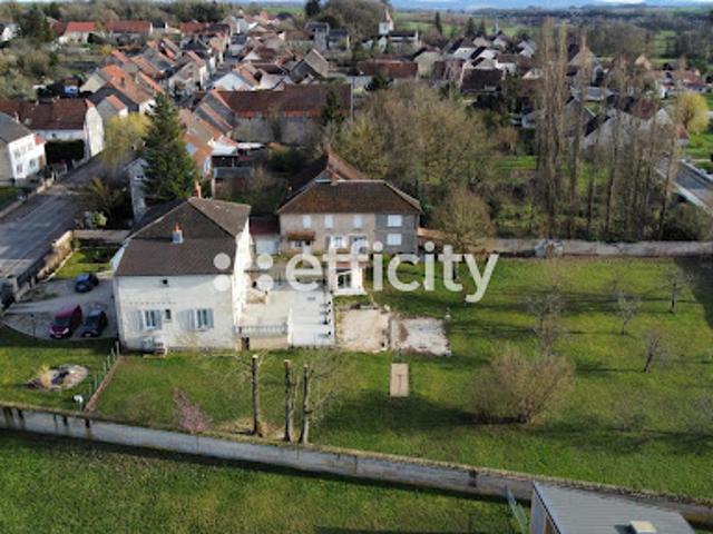 Vente Maison 16 pièces 430 m2 Fresne Saint Mamès