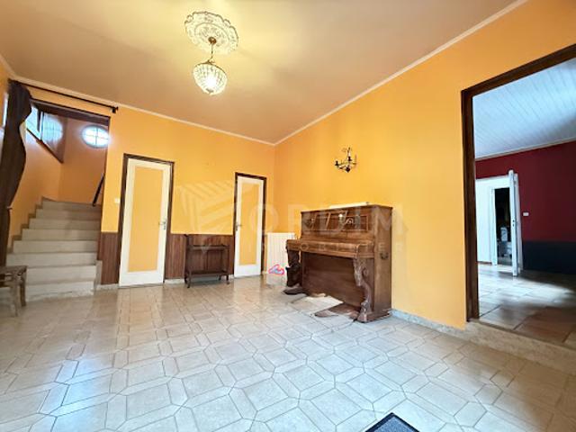 Vente Maison 16 pièces 575 m2 Cernoy en Berry