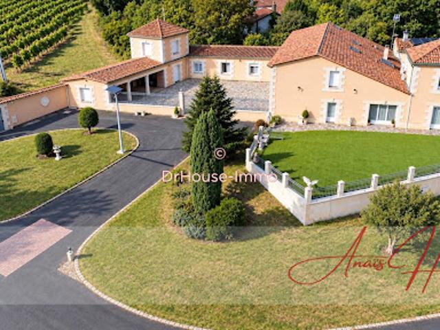 Vente Maison 16 pièces 520 m2 Sauveterre de Guyenne