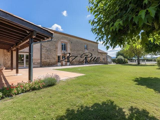Vente Maison 16 pièces 750 m2 Revel