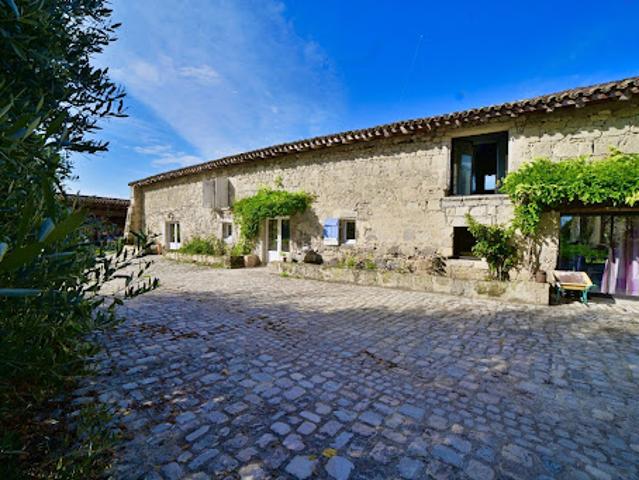 Vente Maison 16 pièces 760 m2 Nérac