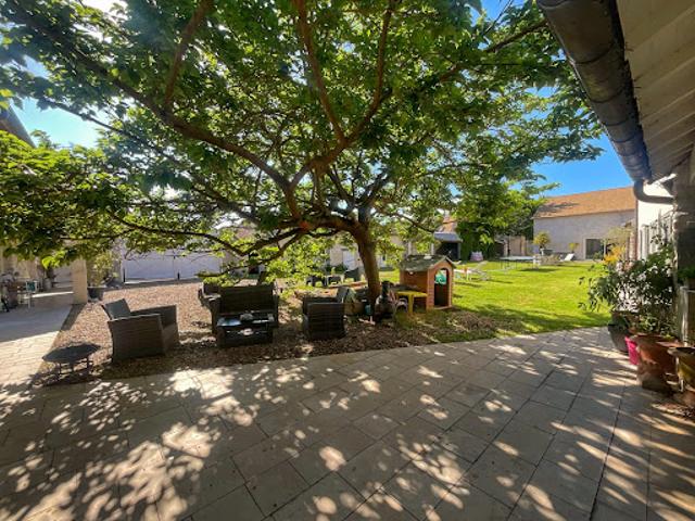 Vente Maison 16 pièces 718.3 m2 Saint Illiers le Bois
