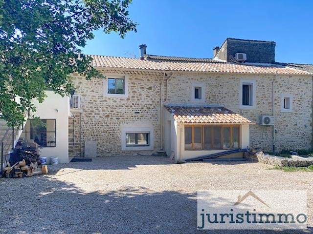 Vente Maison 11 pièces 260.63 m2 Jonquieres