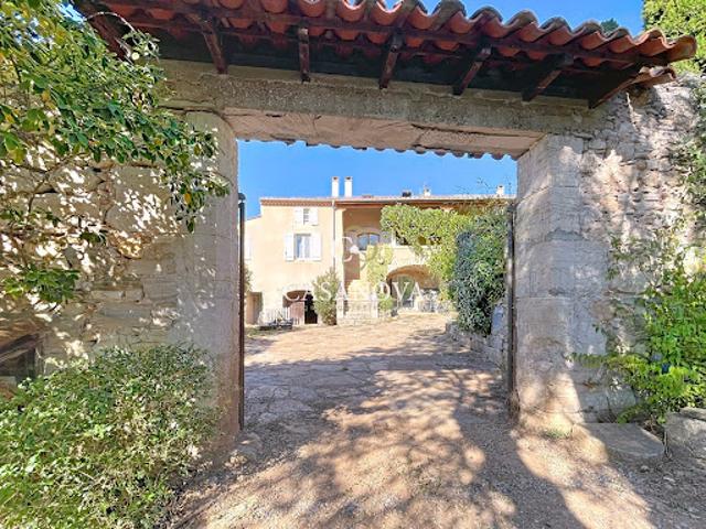 Vente Maison 17 pièces 350 m2 Bédarieux