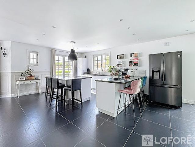 Vente Maison 17 pièces 447.99 m2 Aire sur la Lys
