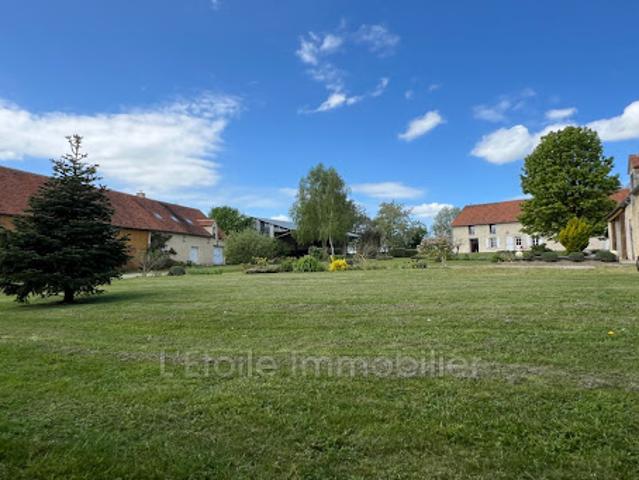 Vente Maison 17 pièces 417 m2 Mortagne au Perche