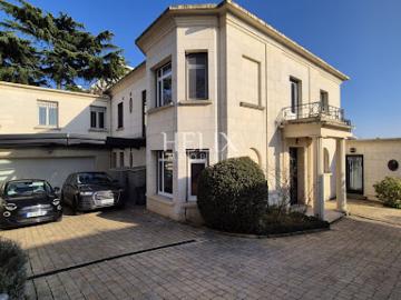 Vente Maison 17 pièces 565 m2 Saint Germain en Laye