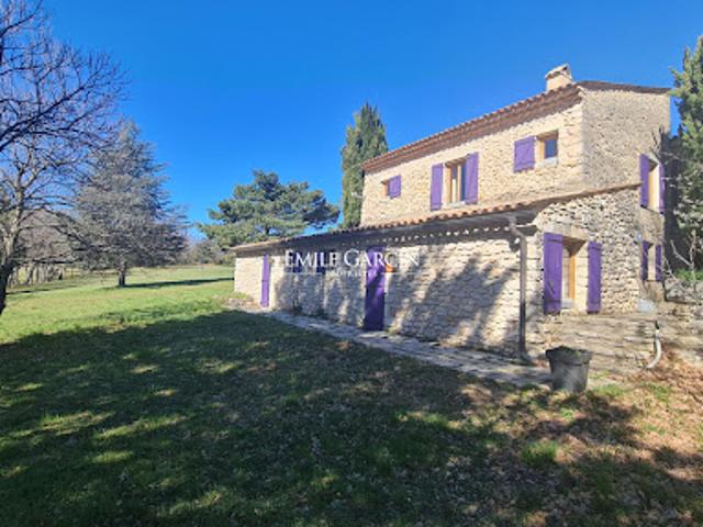 Vente Maison 17 pièces 500 m2 Simiane la Rotonde