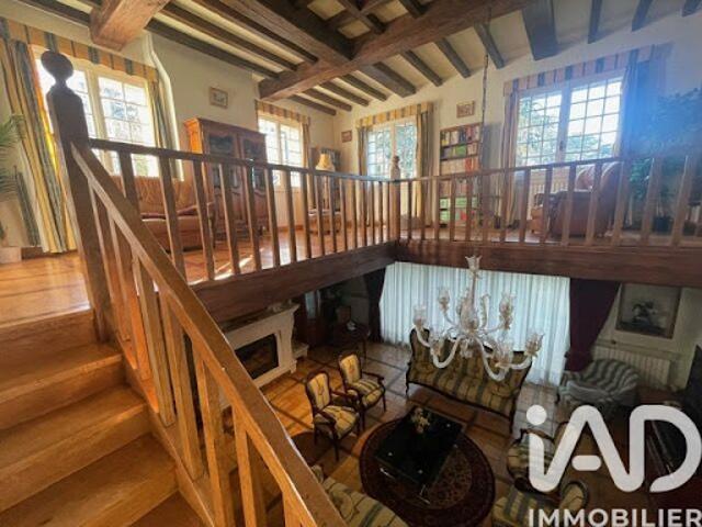 Vente Maison 17 pièces 762 m2 Saint Germain de Lusignan