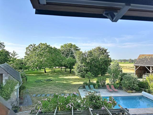 Vente Maison 18 pièces 244 m2 Baugé en Anjou