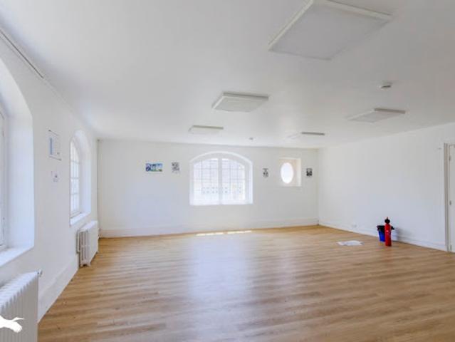 Vente Maison 18 pièces 2100 m2 Septeuil