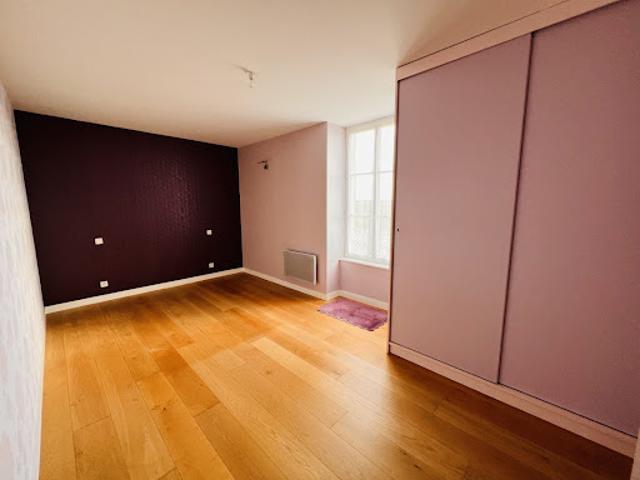 Vente Maison 18 pièces 358 m2 Roz Landrieux
