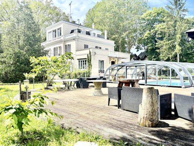 Vente Maison 18 pièces 560 m2 Le Mée sur Seine