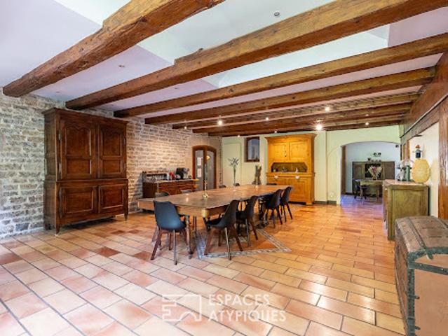 Vente Maison 18 pièces 617 m2 Arbois