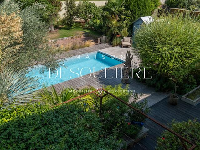 Vente Maison 18 pièces 715 m2 Aigrefeuille d'Aunis