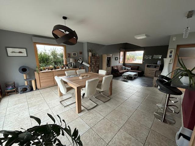 Vente Maison 198 m2 Attiches
