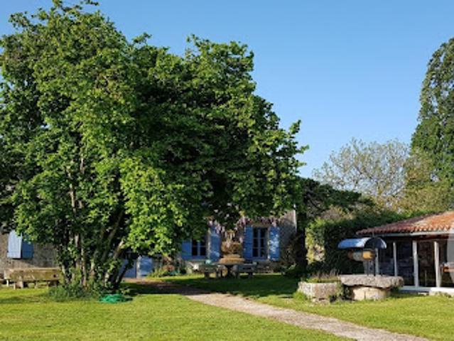 Vente Maison 19 pièces 561.88 m2 Melleran