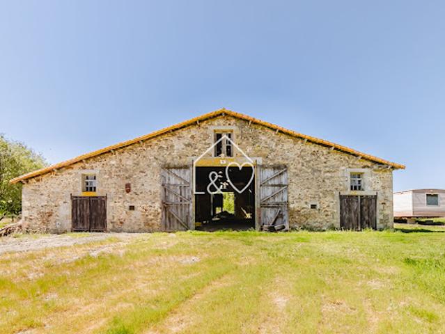 Vente Maison 1 pièce 460 m2 Dompierre sur Yon