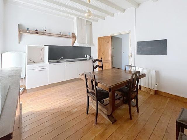 Vente Maison 1 pièce 58 m2 Saint Aigulin