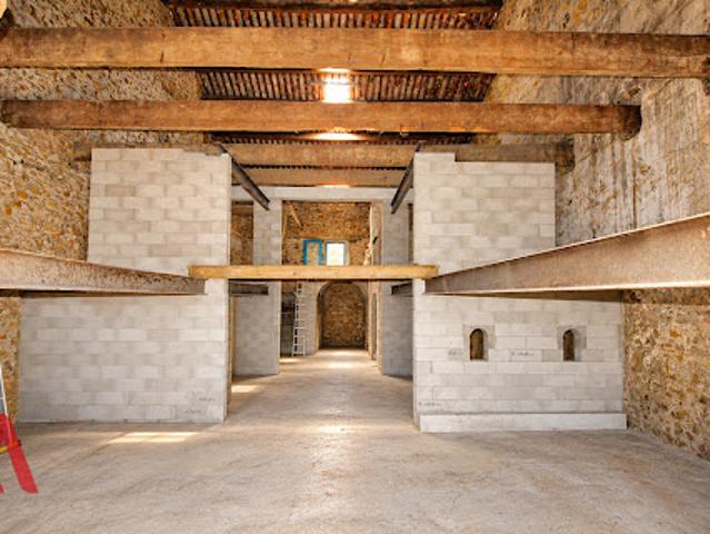 Vente Maison 1 pièce 650 m2 Gabian